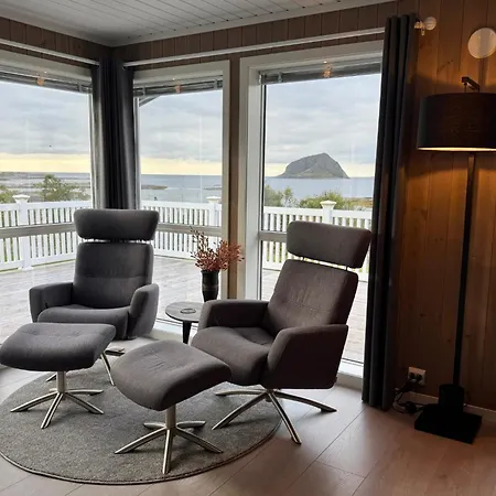 Majestic Horizons Lofoten Chalet *
